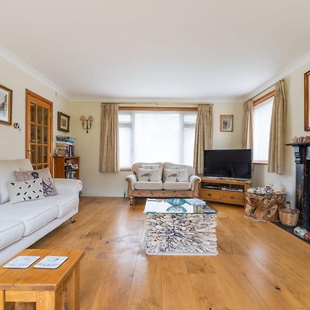 Vila High Quality Detached House With Parking St. Ives Exteriér fotografie