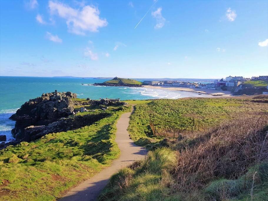 Vila High Quality Detached House With Parking St. Ives Exteriér fotografie