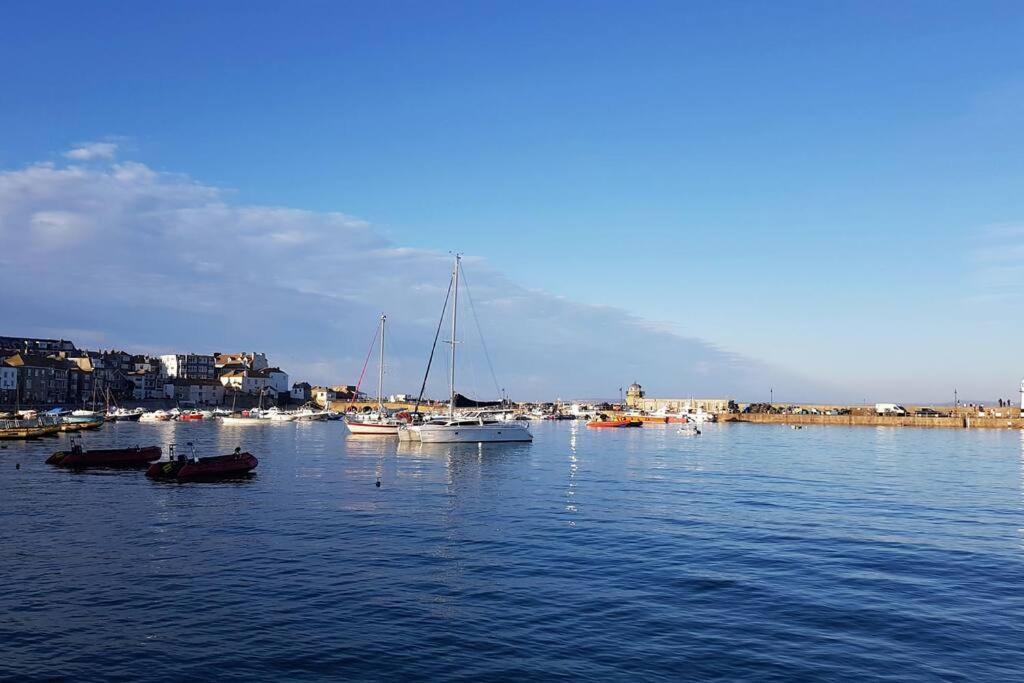 Vila High Quality Detached House With Parking St. Ives Exteriér fotografie