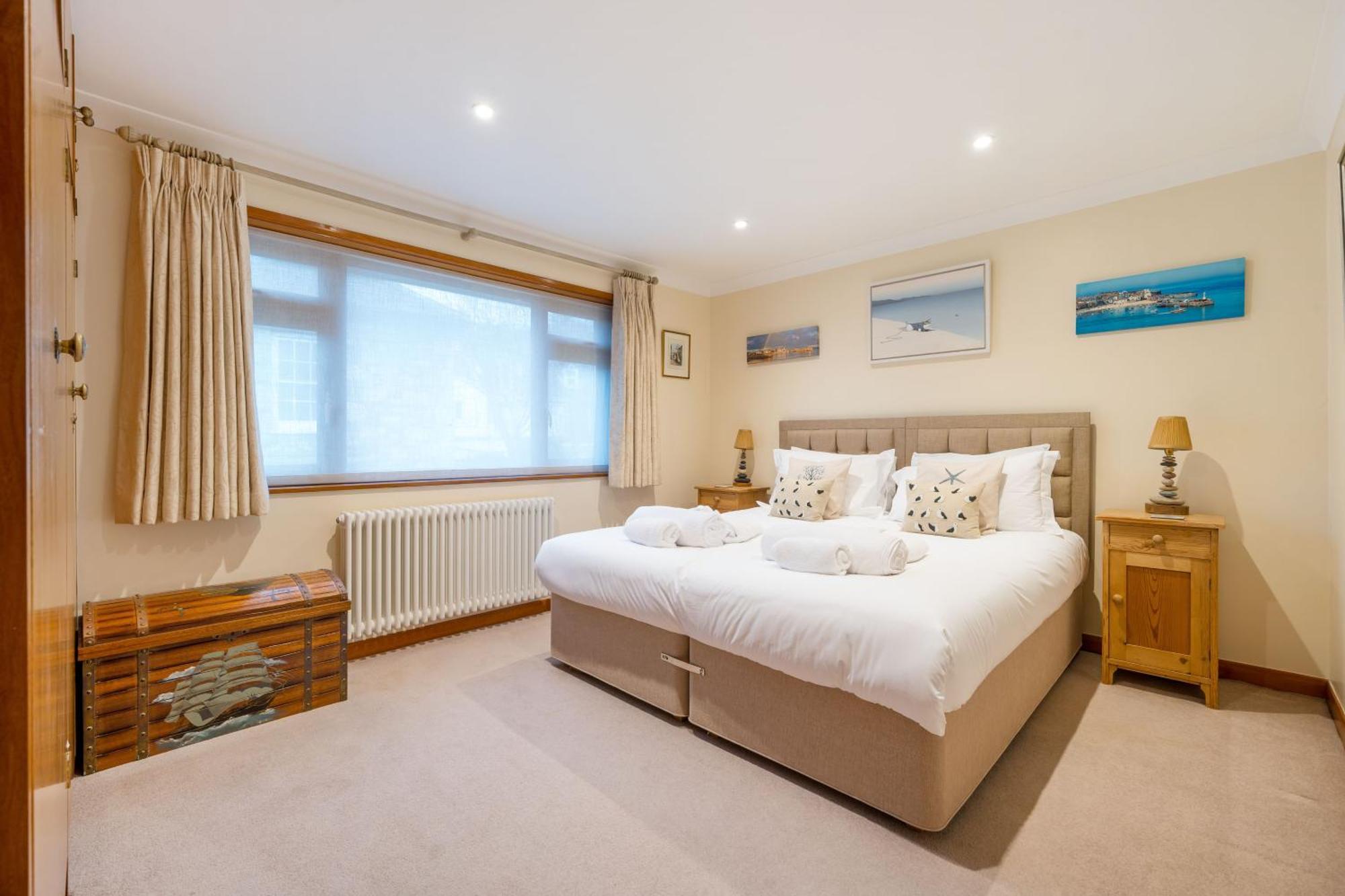 Vila High Quality Detached House With Parking St. Ives Exteriér fotografie