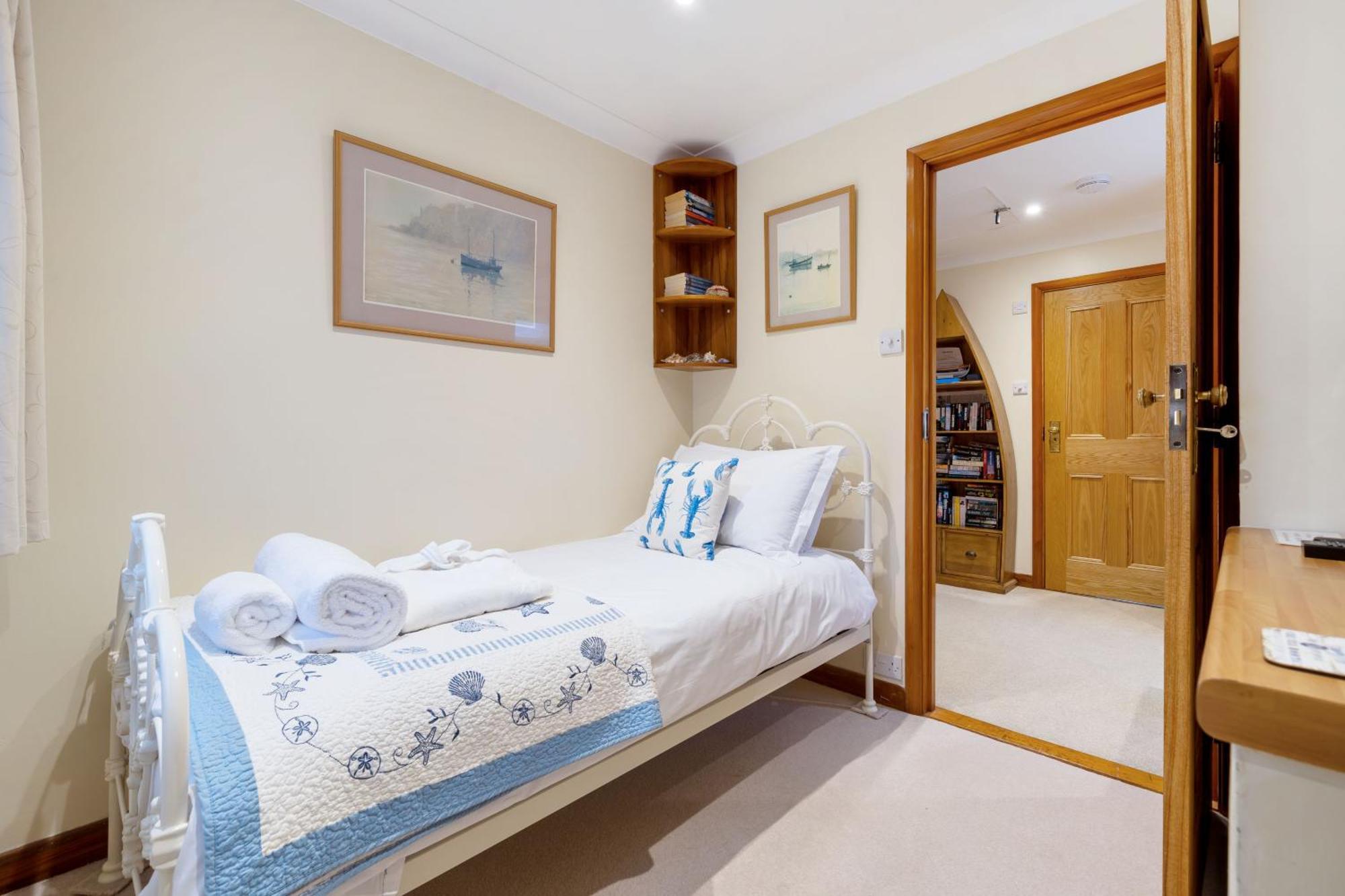 Vila High Quality Detached House With Parking St. Ives Exteriér fotografie